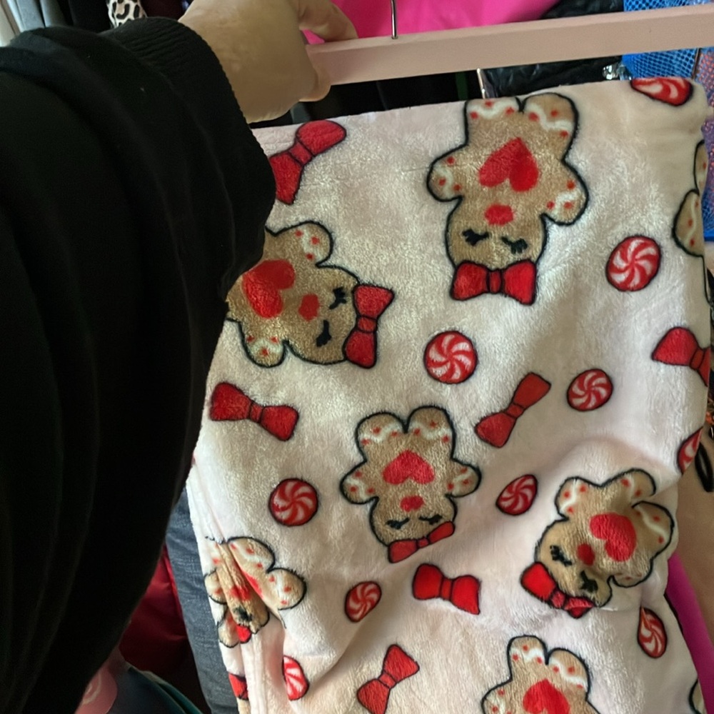 💋Betsey Johnson adorable super soft plush throw blanket NWT - Picture 5 of 8